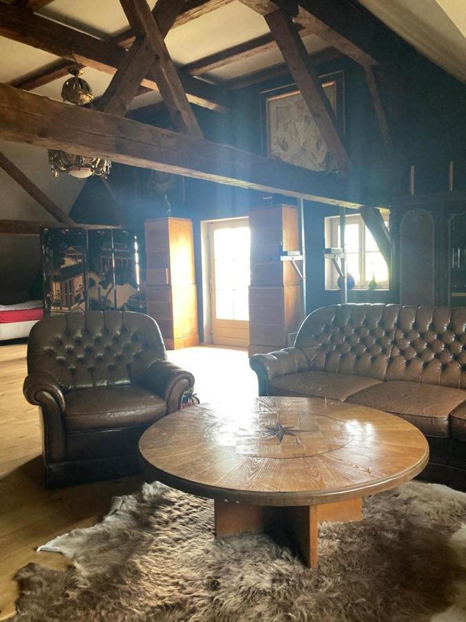 Altbau Zimmer In Anif Eksteriør bilde